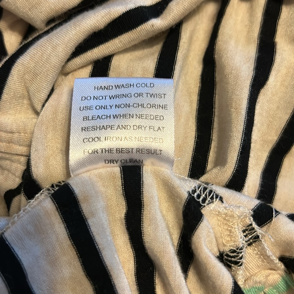 Olive & Oak/Anthropologie Striped Black and White Women's Top - Picture 6 of 6